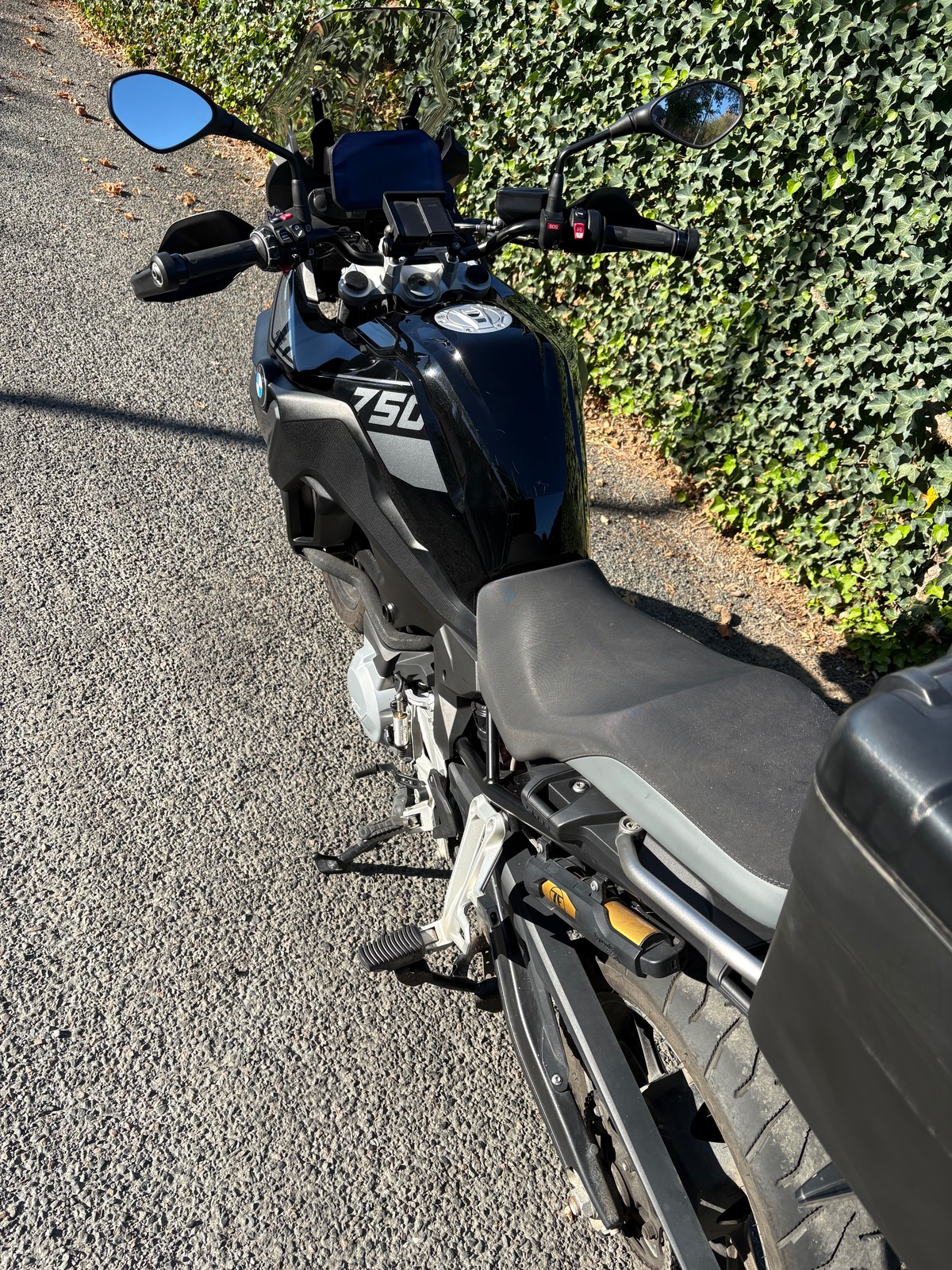 Bmw F750GS Triple black