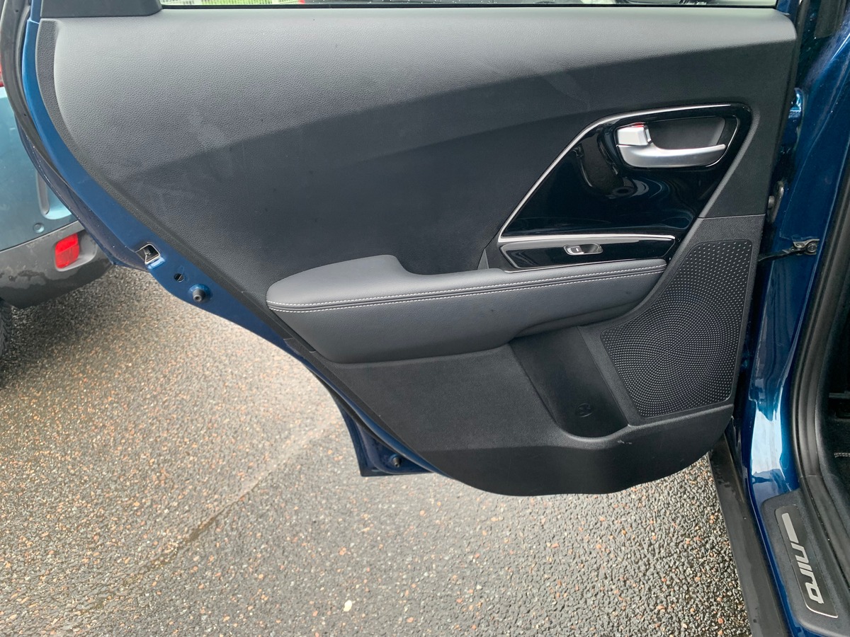 Kia Niro 105 ch | Entretien constructeur | GPS | Régulateur de vitesse adaptatif | Caméra de recul