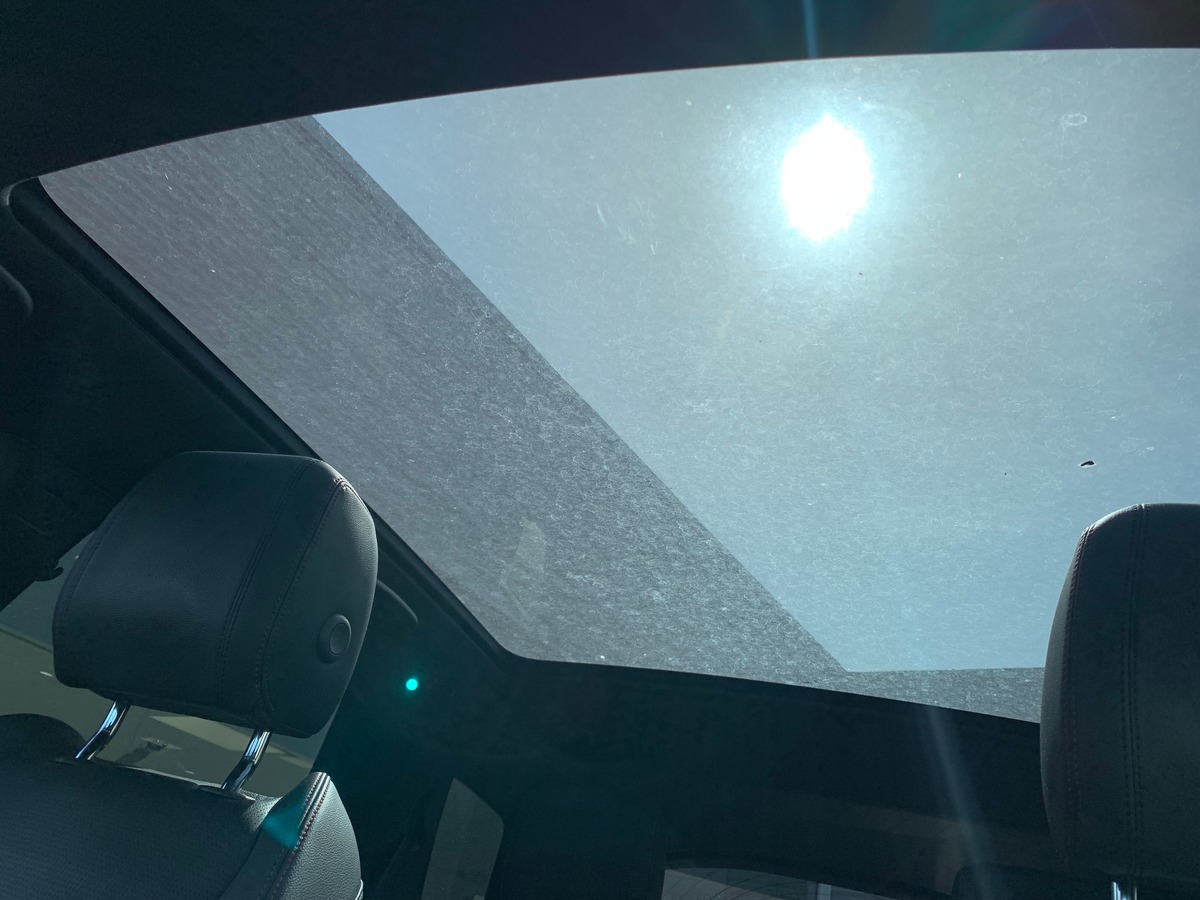 Land-Rover Discovery Sport L550 | P300e | PHEV | Toit panoramique | Caméra recul | Apple car play