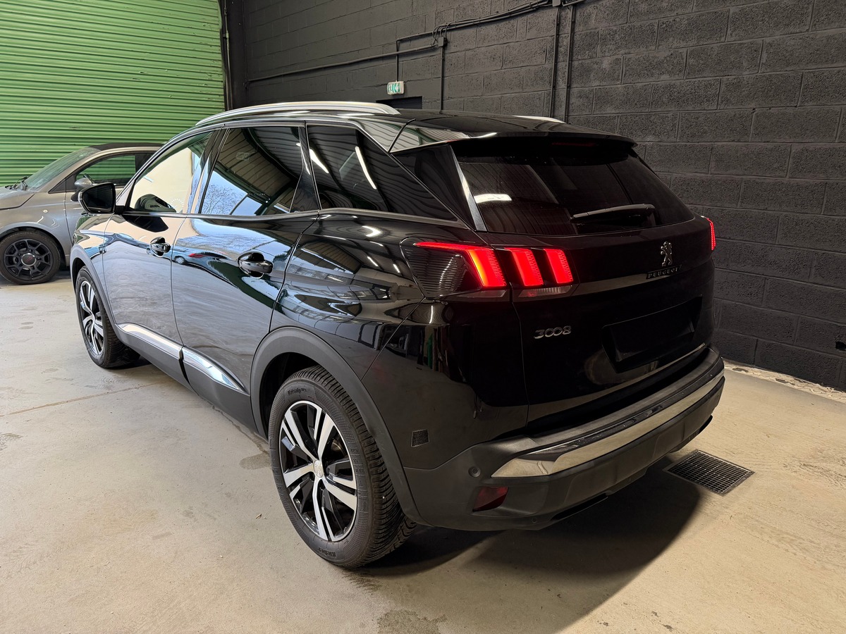 Peugeot 3008 1.5 hdi Allure Cock Pit / Hayon Electrique / Carplay Android / Caméra de Recul