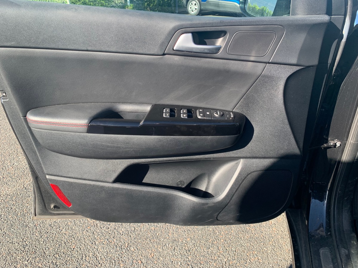 Kia Sportage 115 ch | GT Line | Caméra de recul | Apple car Play Android Auto | Régulateur vitesse