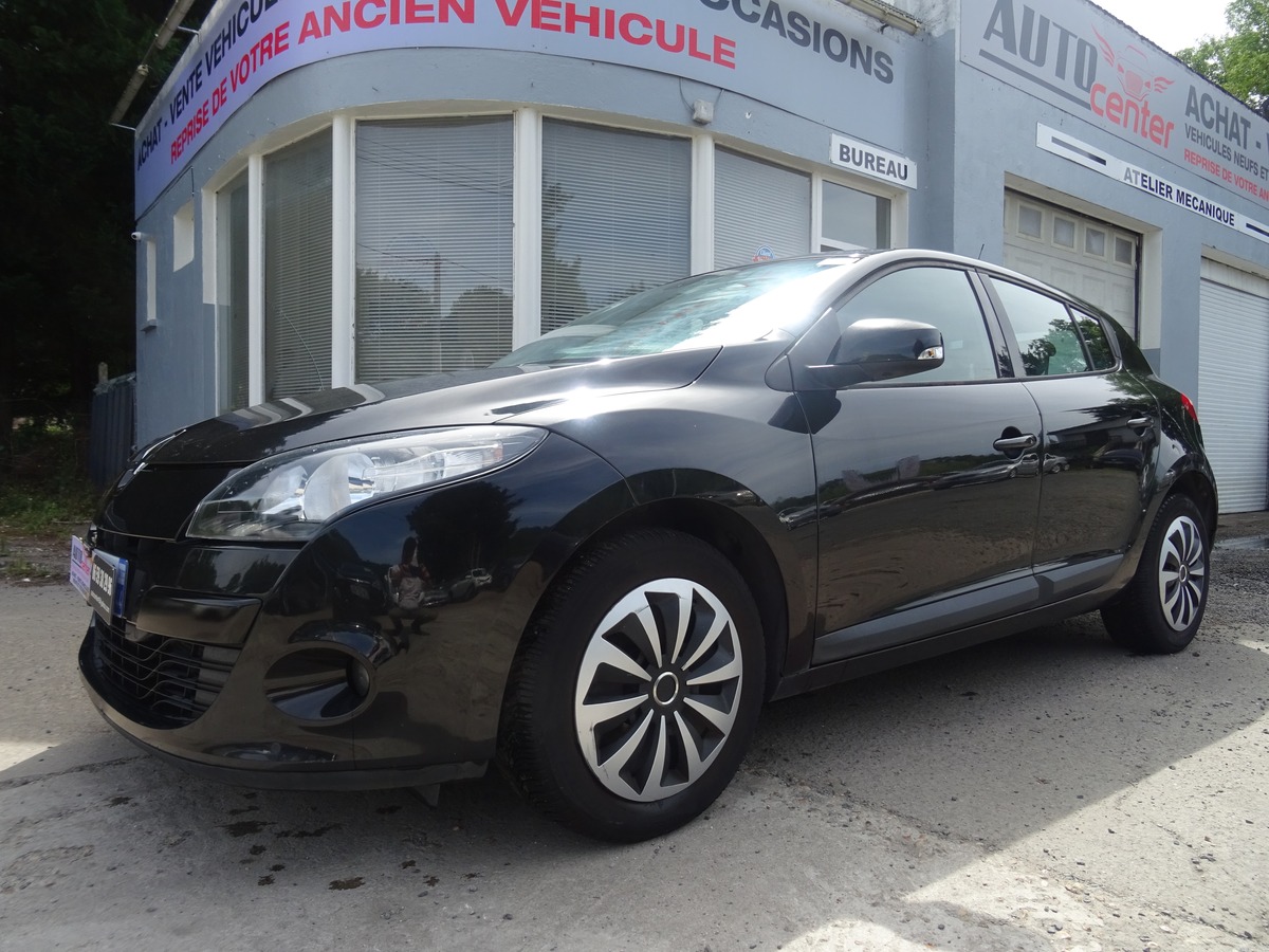 RENAULT Megane