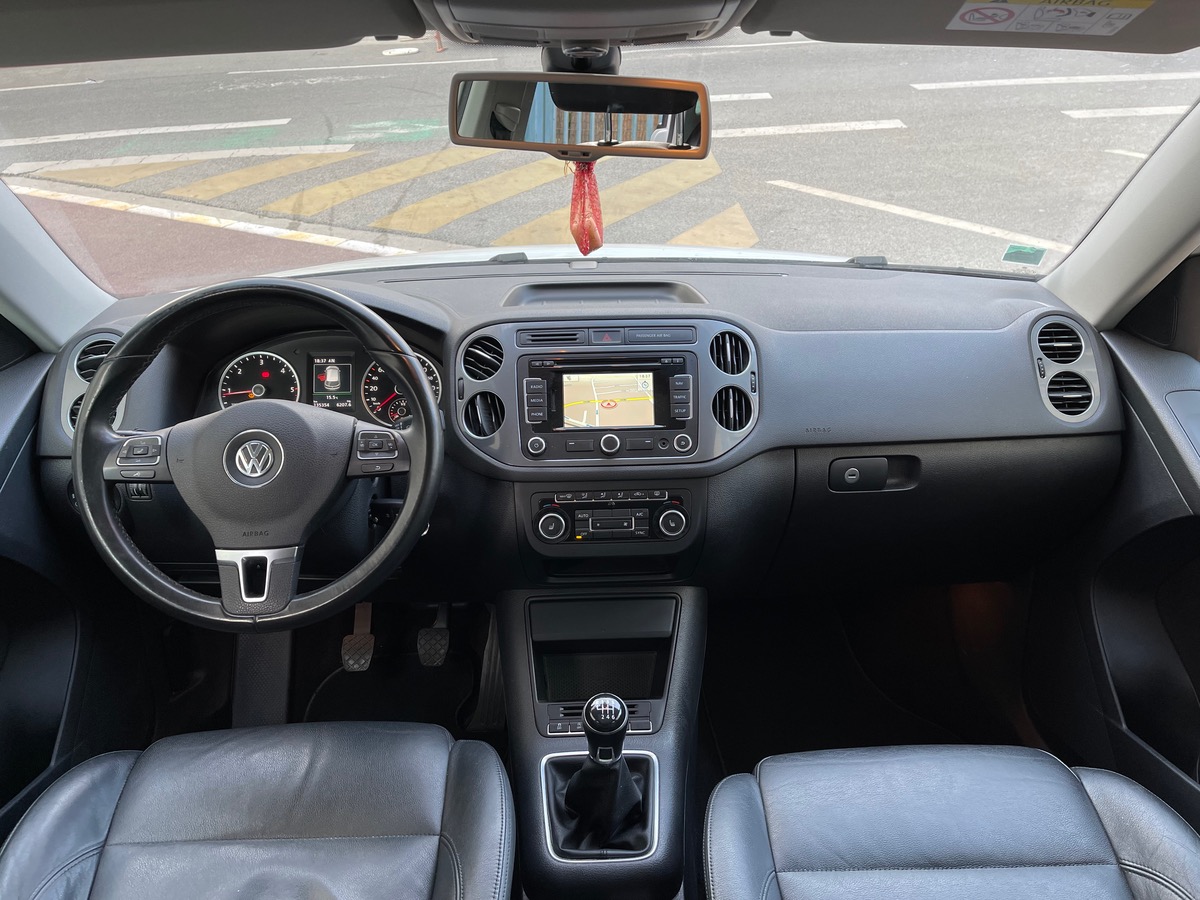 Volkswagen Tiguan 2.0tdi Phase 2 110CV CARAT/TOIT