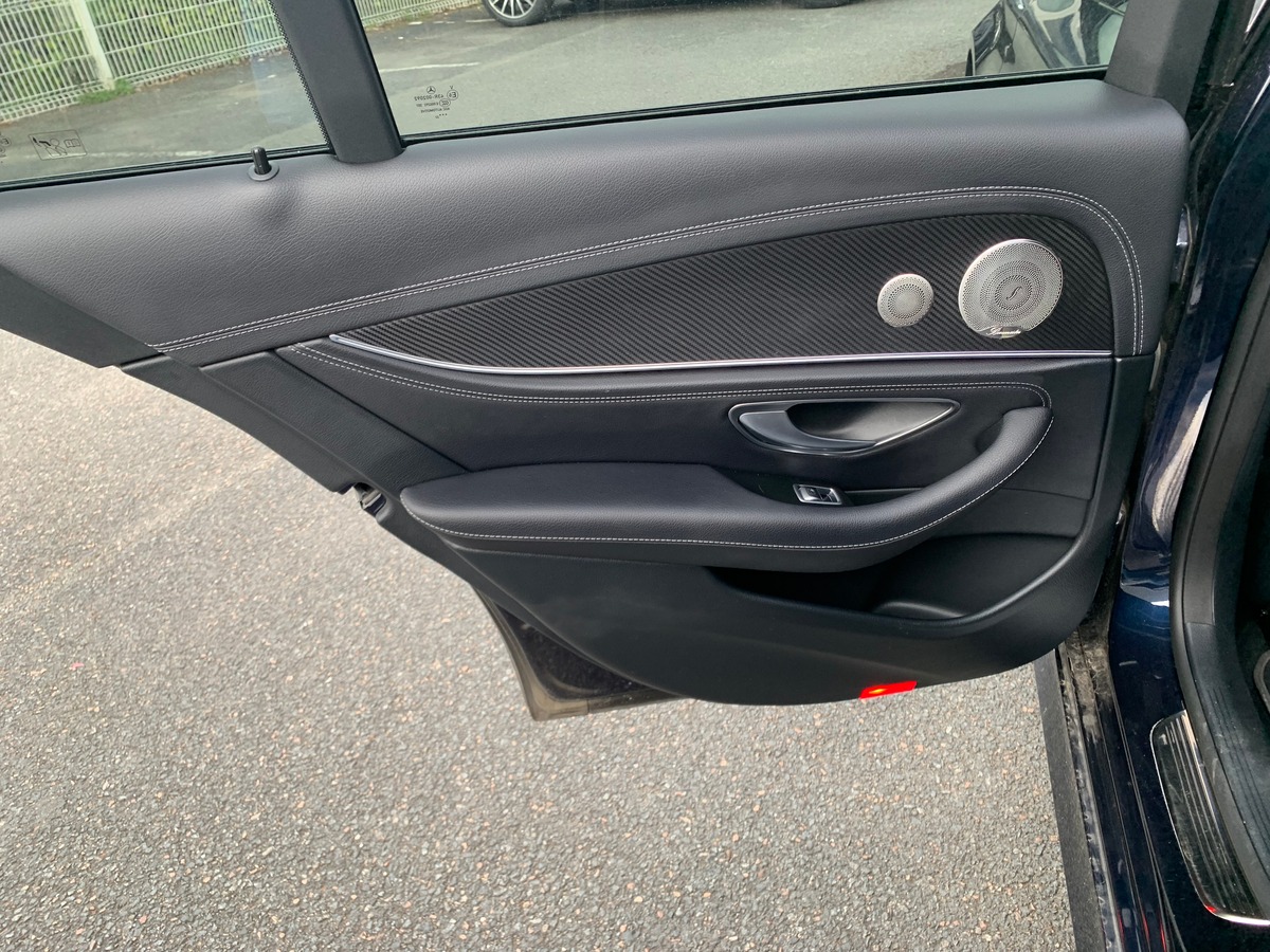 Mercedes-Benz Classe E 200 ch | 220 AMG LINE | Pack Premium | Pack Sport Black | Toit ouvrant