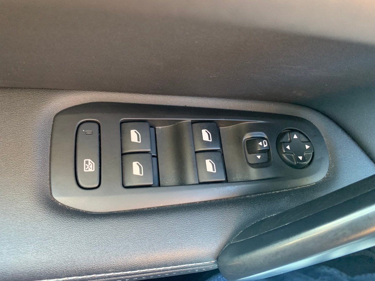 Peugeot 308 SW ALLURE | 150 ch | 1iére MAIN | Mirror screen | Pack Side Security | Siéges chauffants
