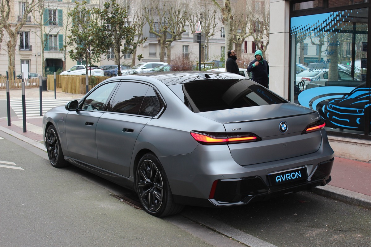 Bmw Série 7 (G70) 750E XDRIVE 490 M SPORT BVA8 FULL Options