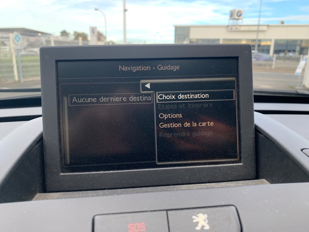 Peugeot 3008 115 ch | GPS | Bluetooth | Régulateur de vitesse | Sièges rang 2 rabattables à plat