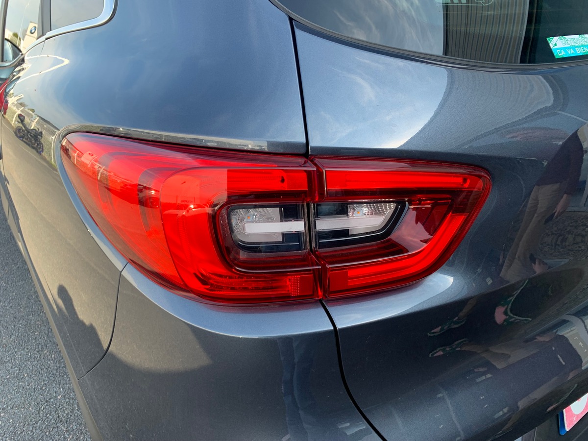 RENAULT Kadjar 150 ch | Black Edition SL | 4WD | Toit Panoramique | Caméra recul | Attelage | BOSE