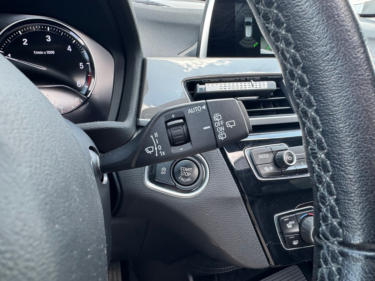 Bmw X1 116 | X-Line sDrive | Toit panoramique | Caméra recul | Régulateur vitesse | Siéges chauffant