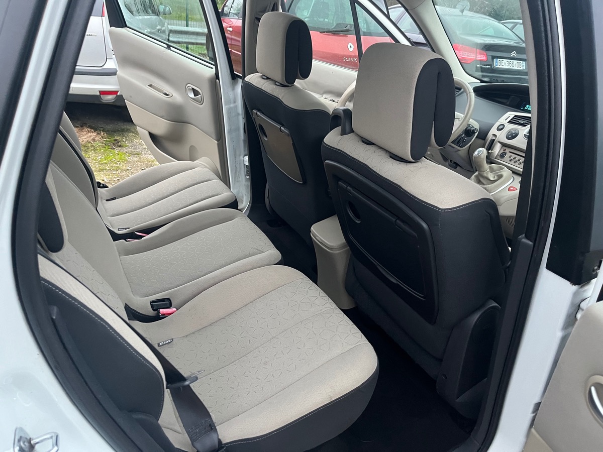 RENAULT Scenic 1.5 dci