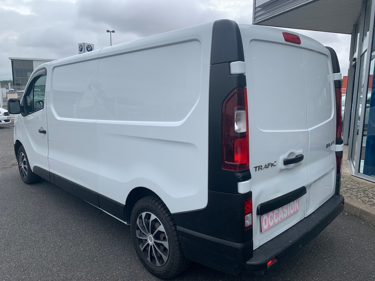 RENAULT Trafic 95 chevaux | 3 Places | Régulateur de vitesse | GPS | Climatisation | Bluetooth