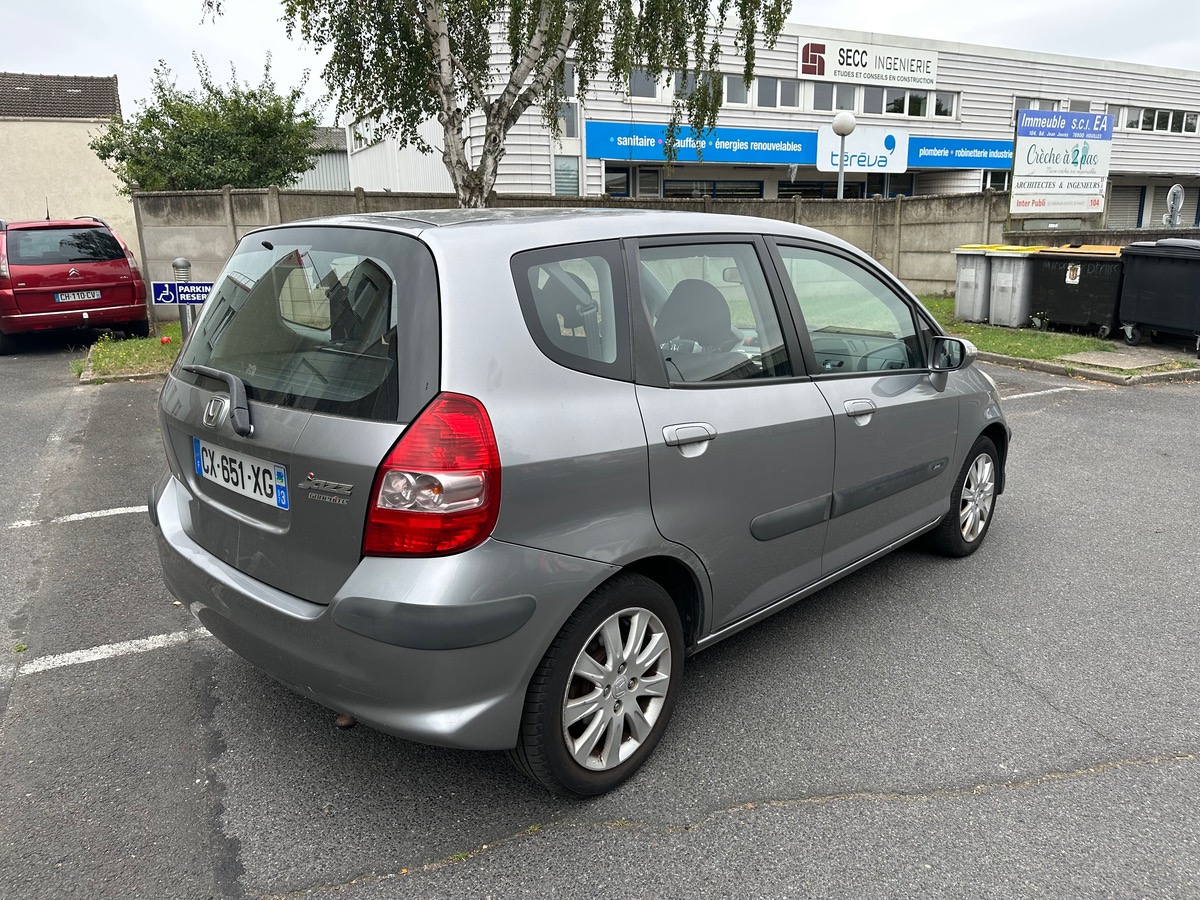 Honda Jazz 1.4 i-DSI 83 graphite en 4X