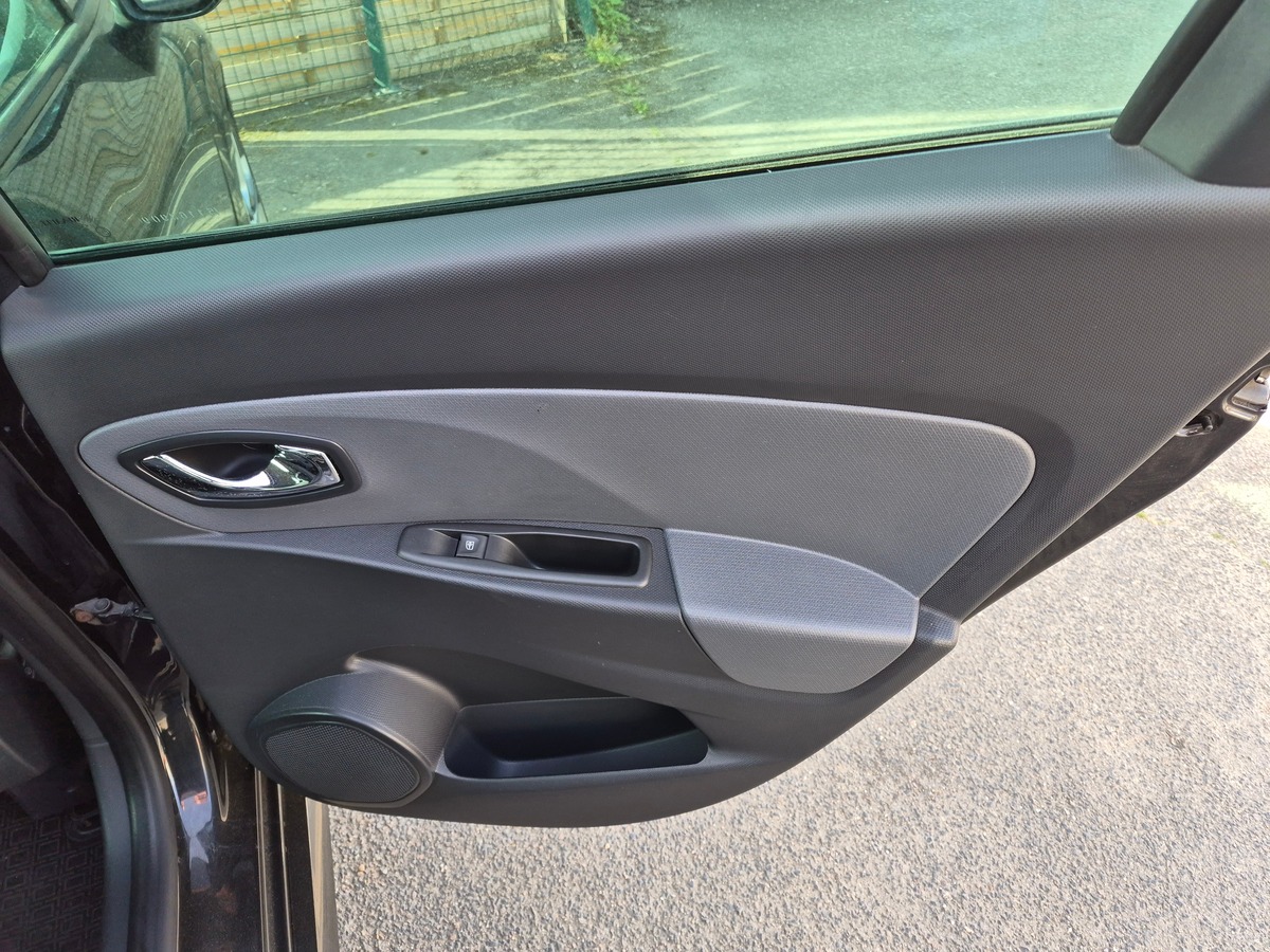 RENAULT Clio IV Estate 120 ch GT EDC