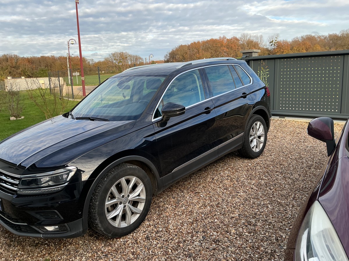 Volkswagen Tiguan 150 ch | Carat | GPS Cartographique | Palettes changement vitesses au volant
