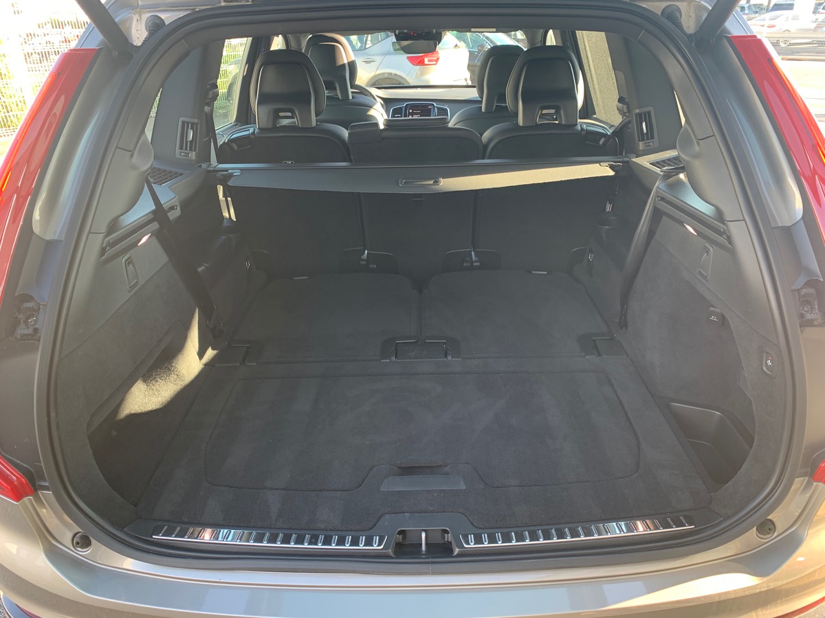 Volvo XC90 388 | R-DESIGN | Pack Prestige | Attelage | Toit ouvrant Panoramique | Caméra de recul