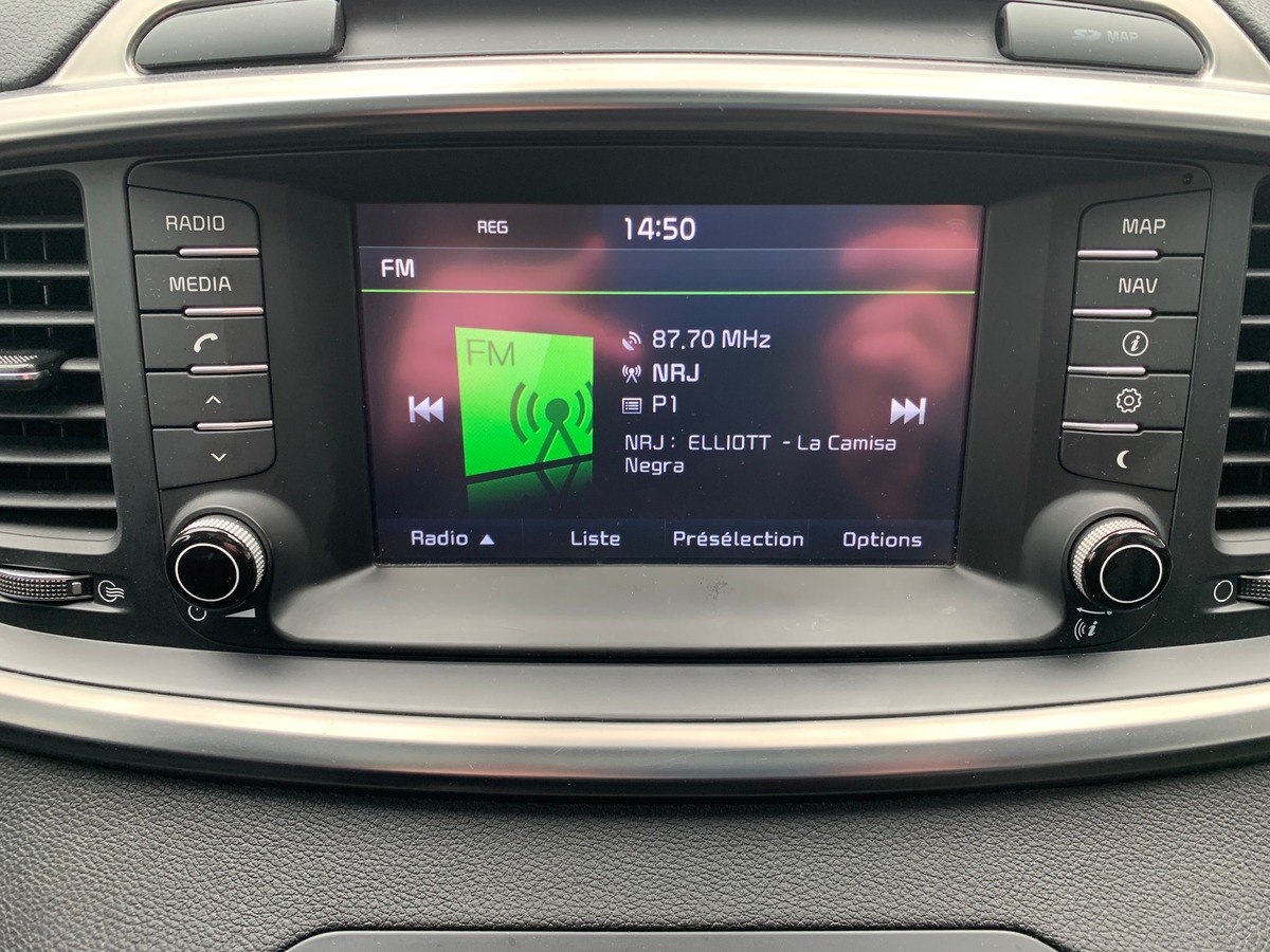 Kia Sorento 200 ch | Premium | 7 Places | AWD | Toit ouvrant panoramique | GPS | Régulateur vitesse