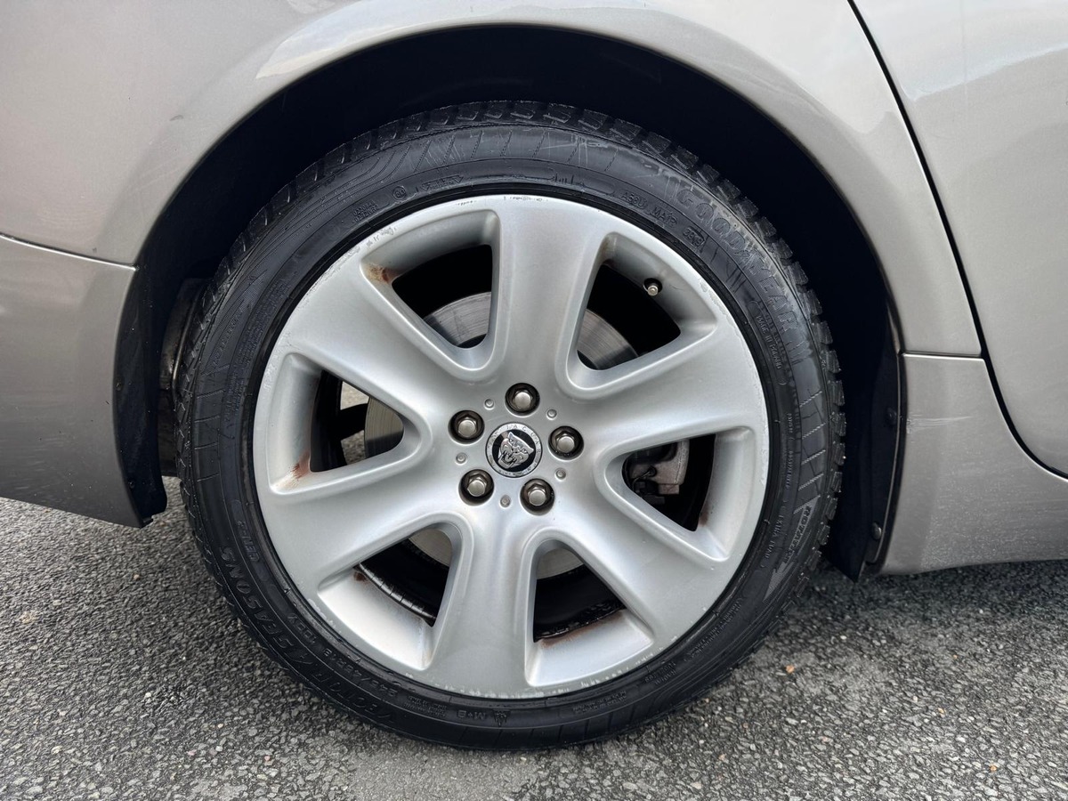 Jaguar XF 3.0 V6 Premium Luxury - Révisé - Garantie