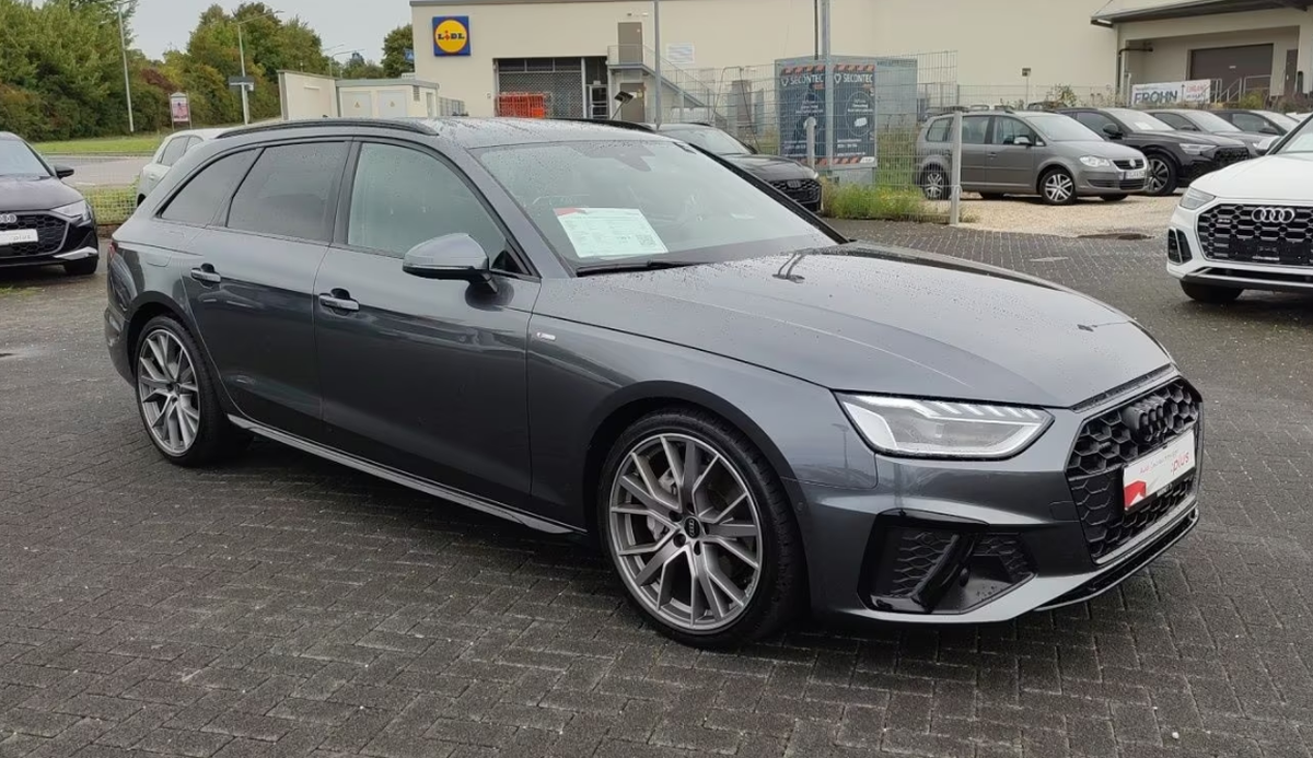 Audi A4 Avant 40 TDI 204ch S line quattro S tronic 7/Compétition/Attelage/Caméra/Gris Daytona