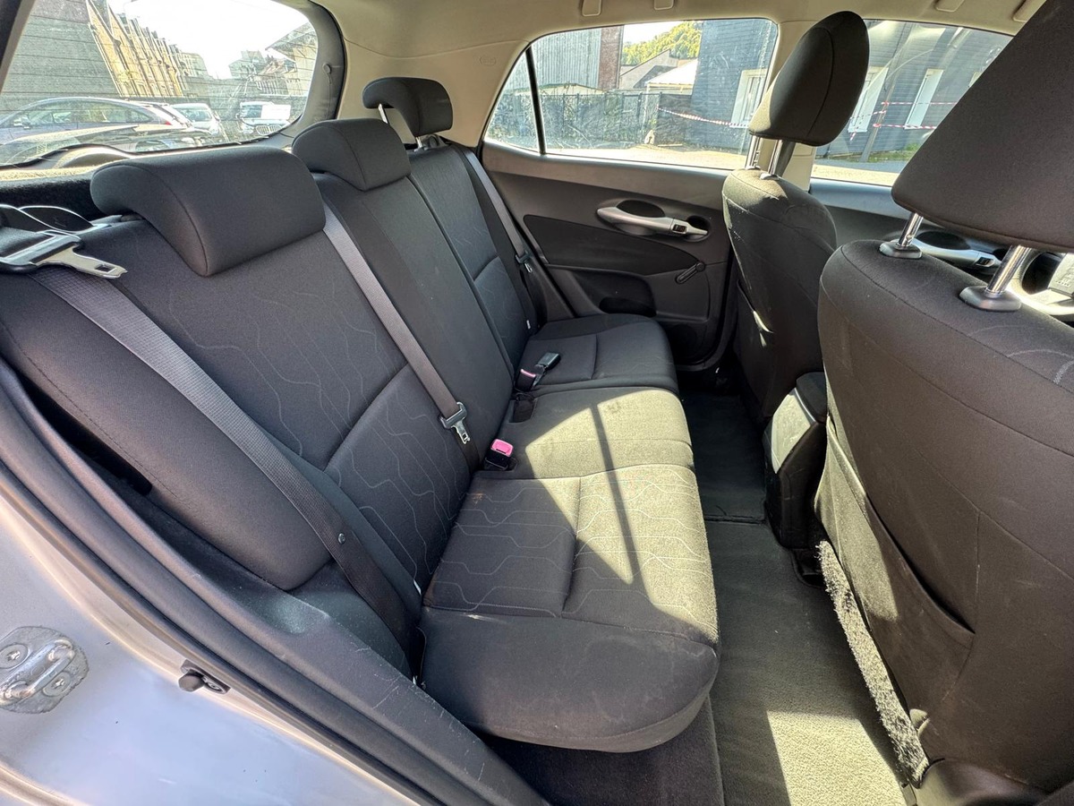 Toyota Auris 1.3 100cv Active - Garantie