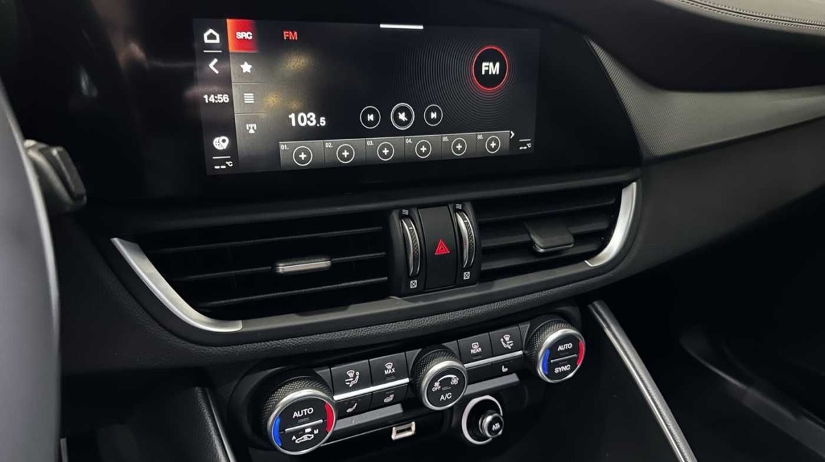 Alfa Romeo Giulia 2.0T 280ch Veloce Q4 AT8 Harman-Kardon Toit ouvrant