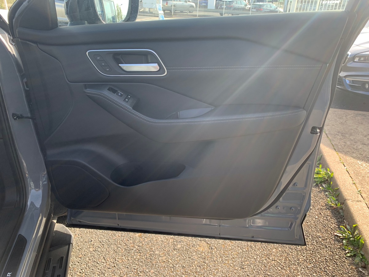 Nissan X-trail 204 | Tekna | Toit ouvrant panoramique | Caméra recul | Siéges chauffants | Attelage