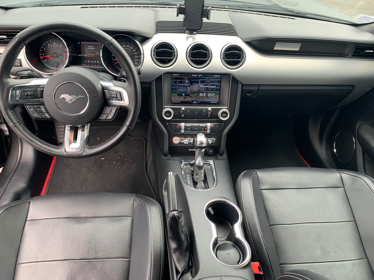 Ford Mustang FASTBACK V8 GT | Sellerie cuir | Sièges chauffants et climatisés | Housse de Protection