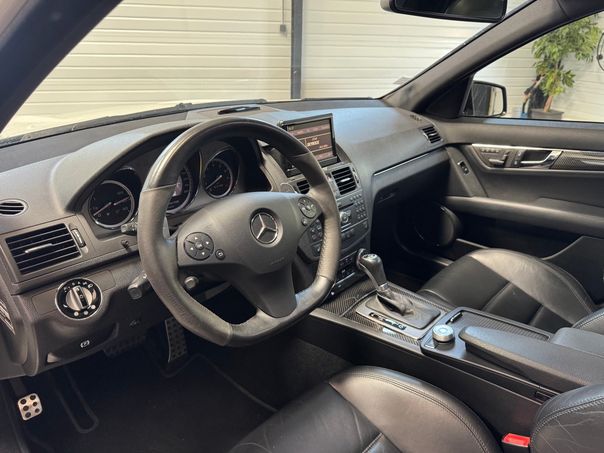 Mercedes Benz Classe C 63 AMG W204 6.2 V8 457 PACK PERFORMANCE