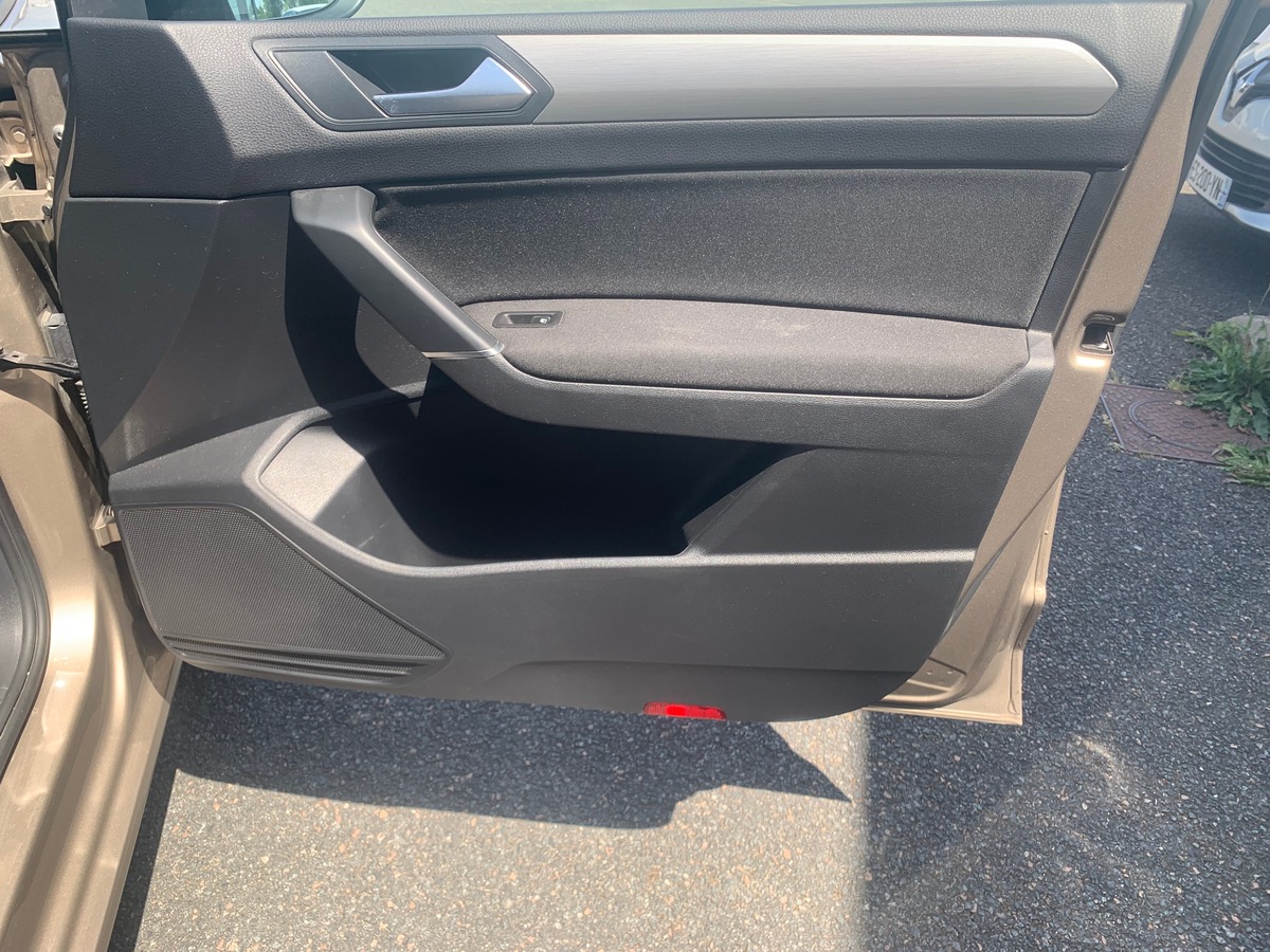 Volkswagen Touran 115 | Confortline | Caméra recul | Régulateur vitesse adaptatif | Apple car Play