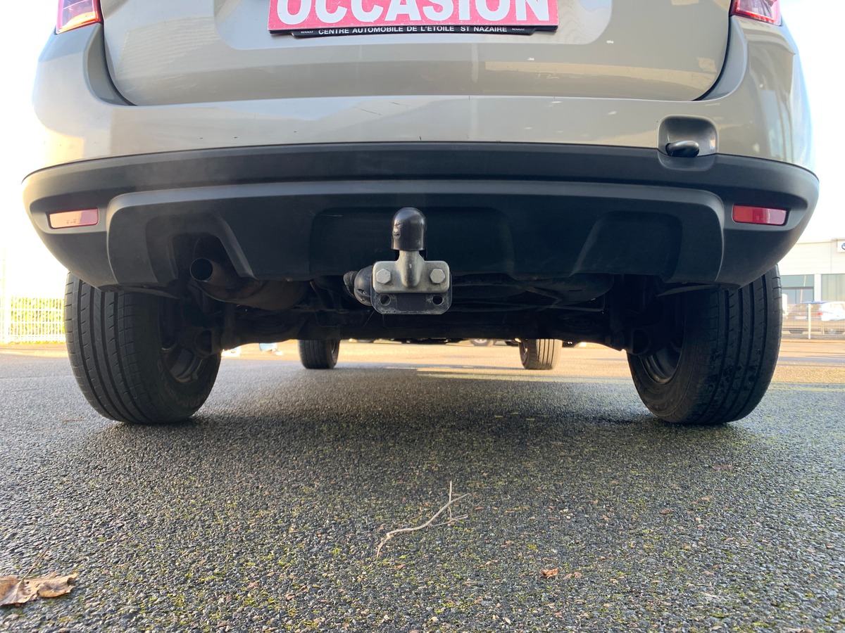 Dacia Duster 105 ch | Laureate | Bioethanol | Roue secours | Climatisation | Radio mono-CD MP3