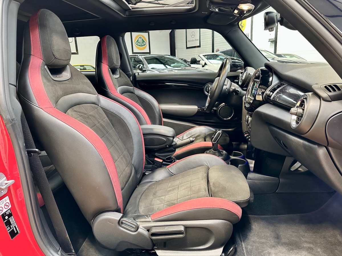 Mini Mini III Cooper S 192 Finition JCW BVA7 3P Options++ b