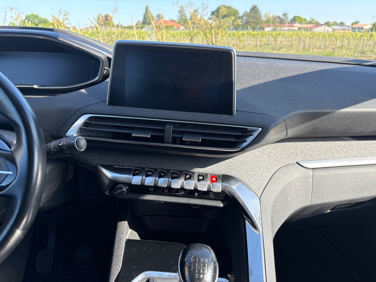 Peugeot 3008 1.5 bhdi - 130CV - ALLURE - MOTEUR NEUF ECHANGE STANDARD