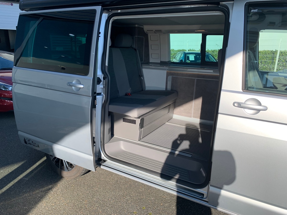 Volkswagen California 150 chevaux | Océan | Caméra de recul | Attelage amovible | Apple car play