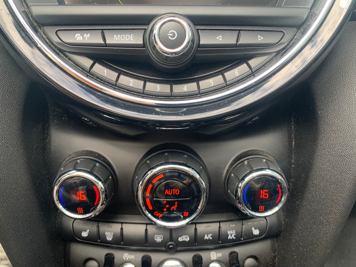 Mini Cabrio 192 chevaux | S | Mode Sport | Siéges chauffants | Régulateur de vitesse | Radar arrière