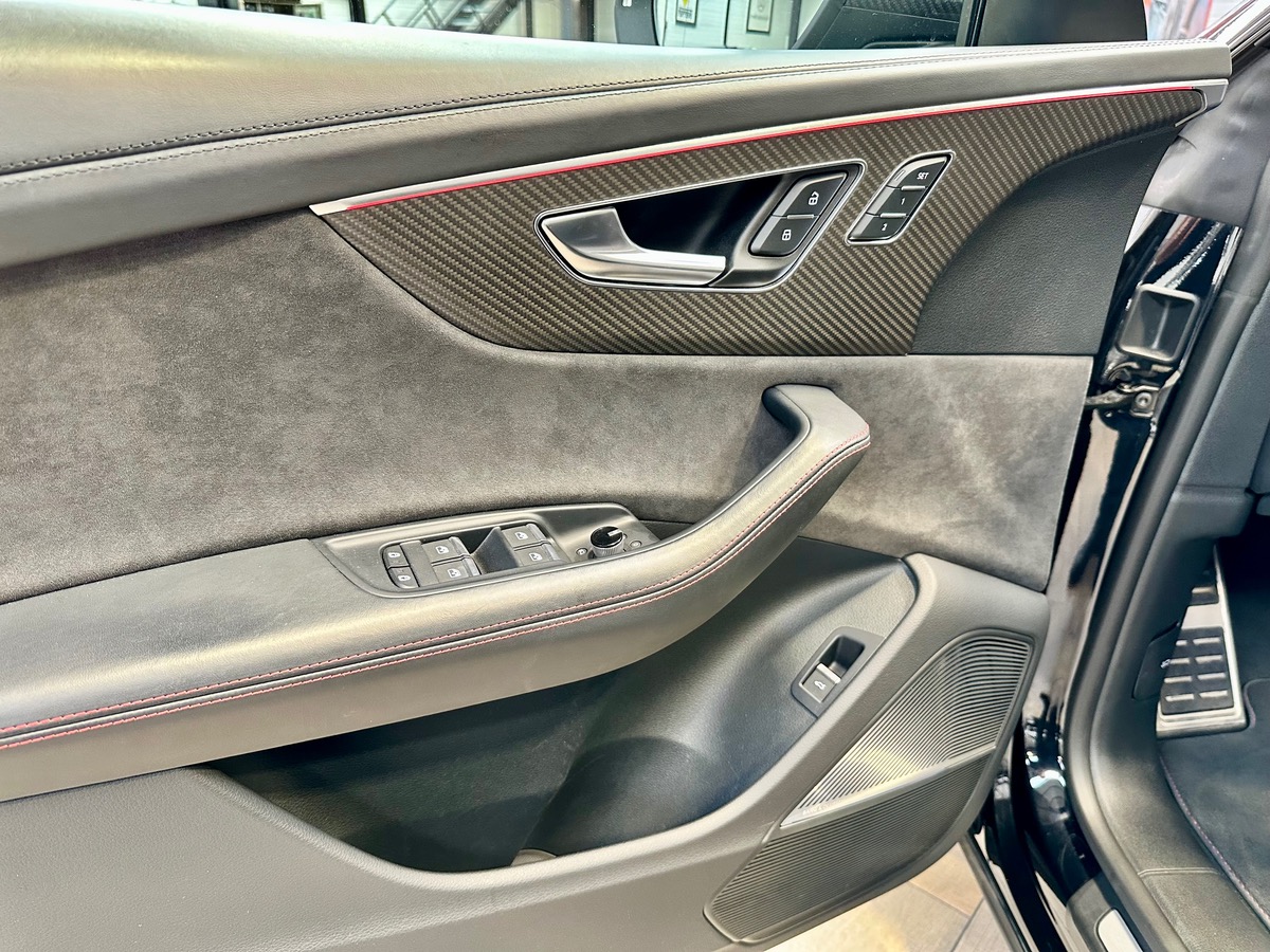 Audi RS Q8 4.0 TFSI 600 Quattro Tiptronic 8 Français u