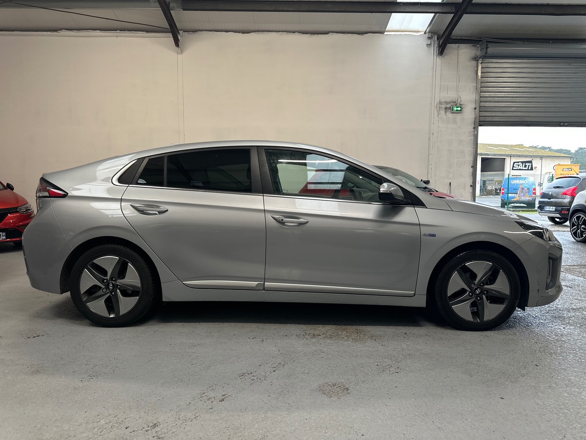 Hyundai Ioniq 1.6 HYBRID 141 CREATIVE