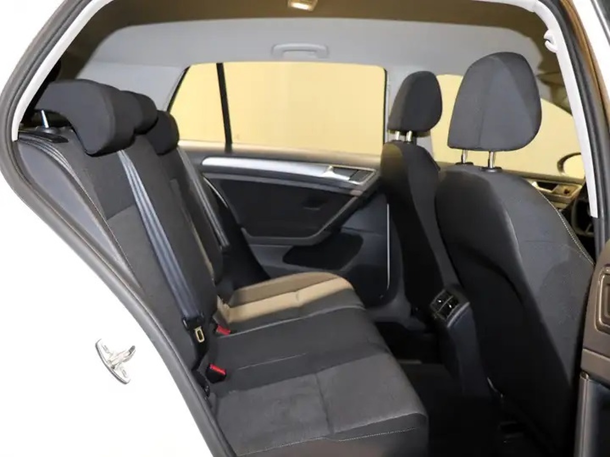 Volkswagen Golf VII 2.0 Trendline