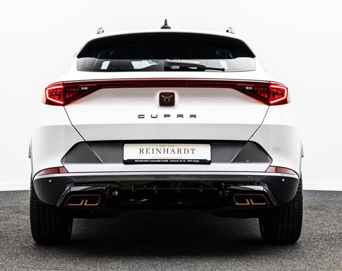 Cupra Formentor 1.4 e-HYBRID 245ch VZ DSG6/Toit ouvrant/Matrix/Caméra