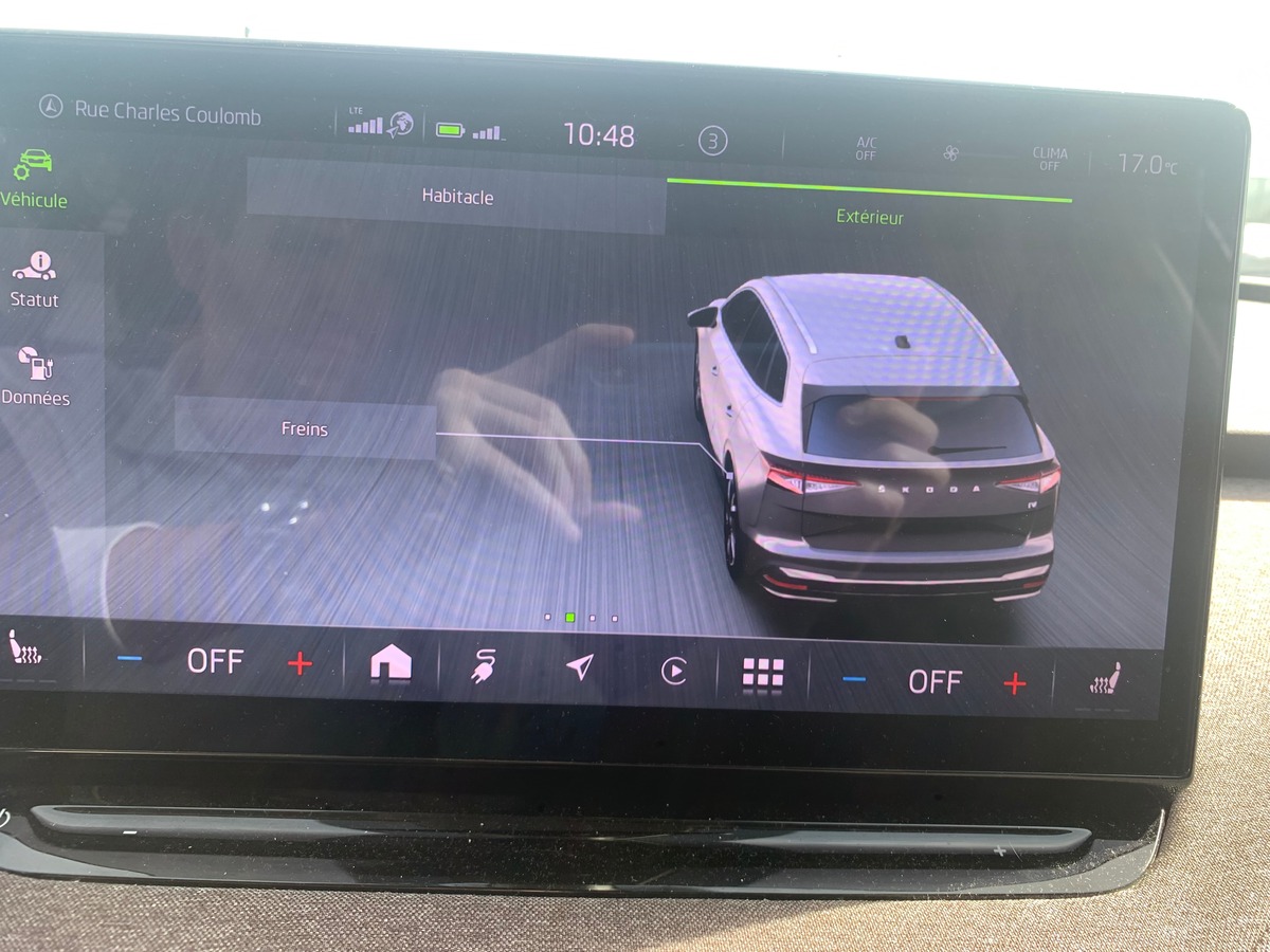 Skoda Enyaq 180 chevaux | iV60 | Apple car Play | Régulateur vitesse adaptatif | Siéges chauffants