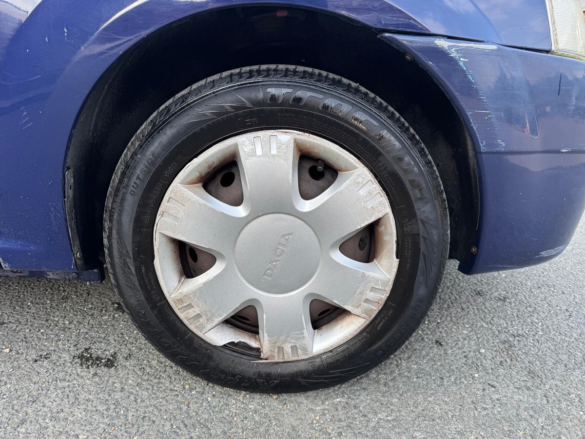 Dacia Logan 1.5 dCi Prestige 85-Attelage-Distribution neuve-Garantie