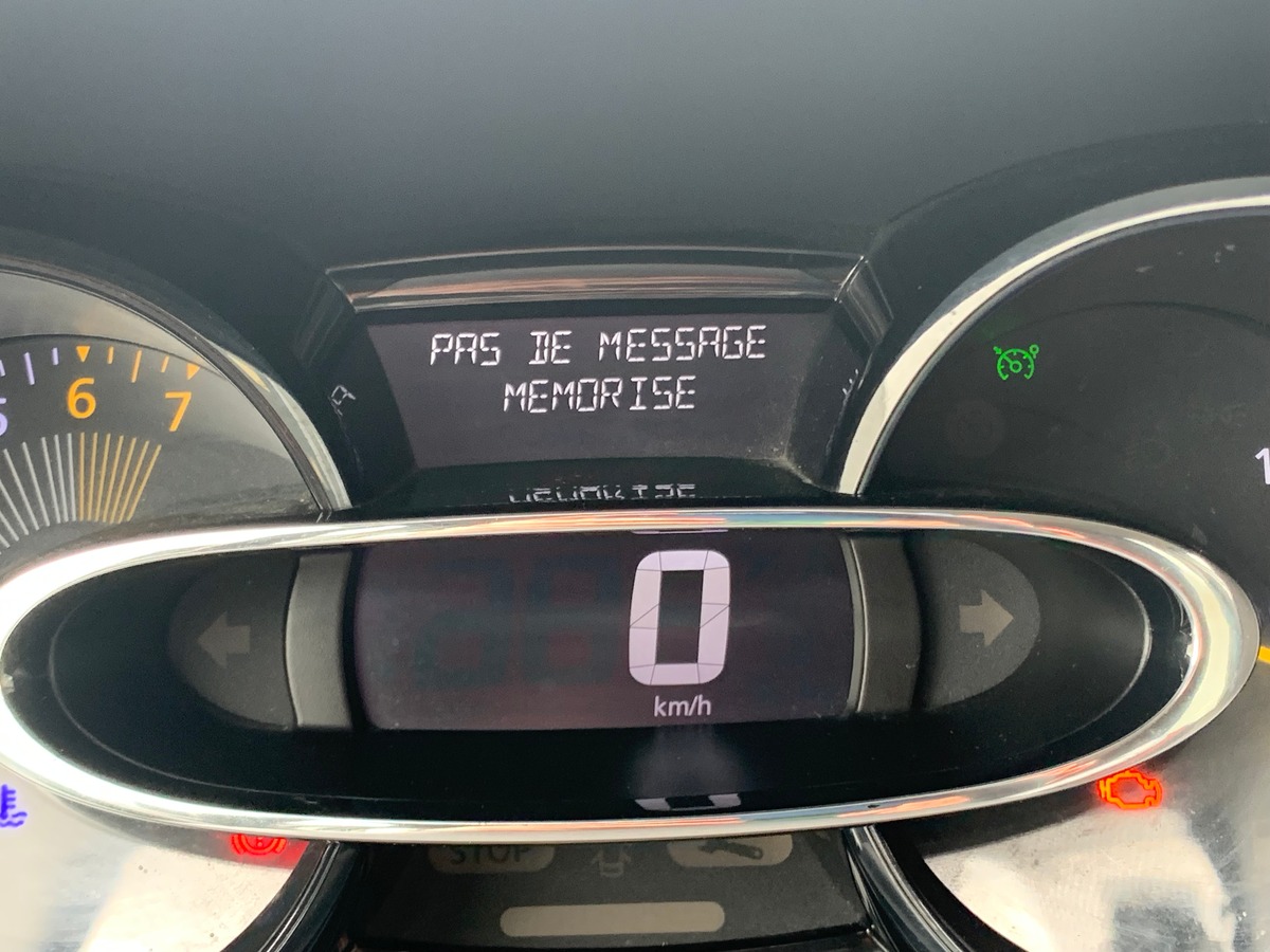 RENAULT Clio IV 75 ch | Régulateur de vitesse | Bluetooth | Kit de distribution changé chez RENAULT