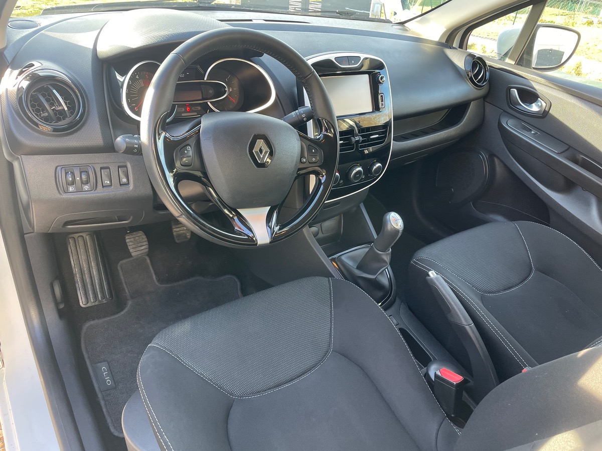 RENAULT Clio IV 1.5 dCi (75 ch)