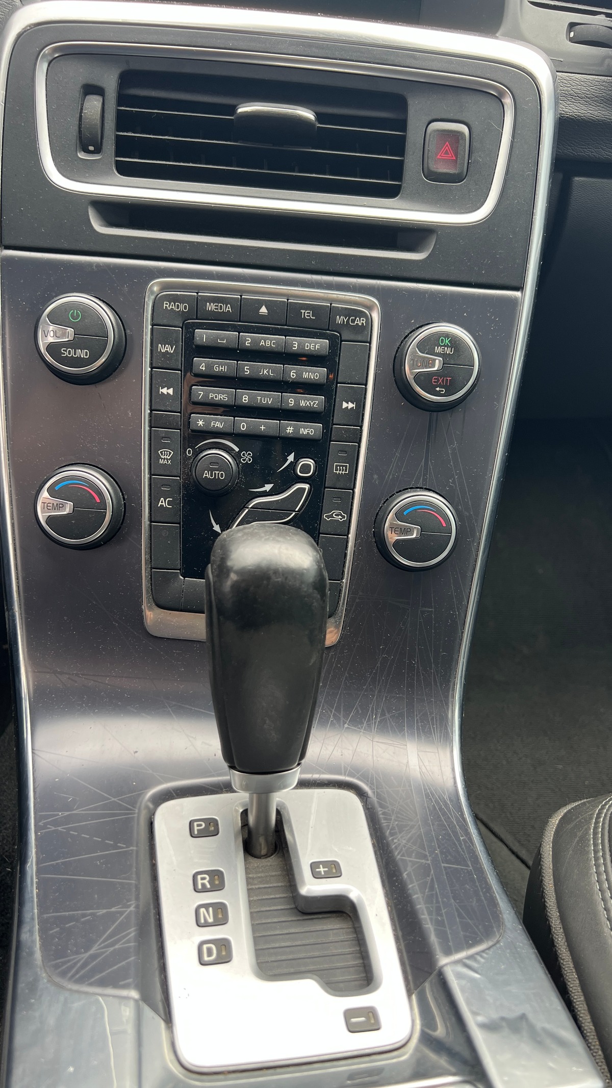 Volvo V60 d3 163ch Start&Stop Océan Race Edition Geartronic - 5 cylindres