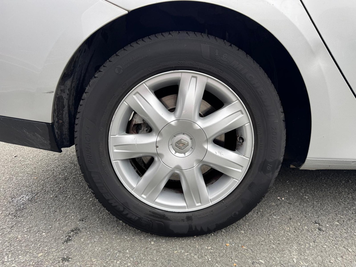 RENAULT Laguna III 1.5 dCi Black Edition - Révisée - Garantie