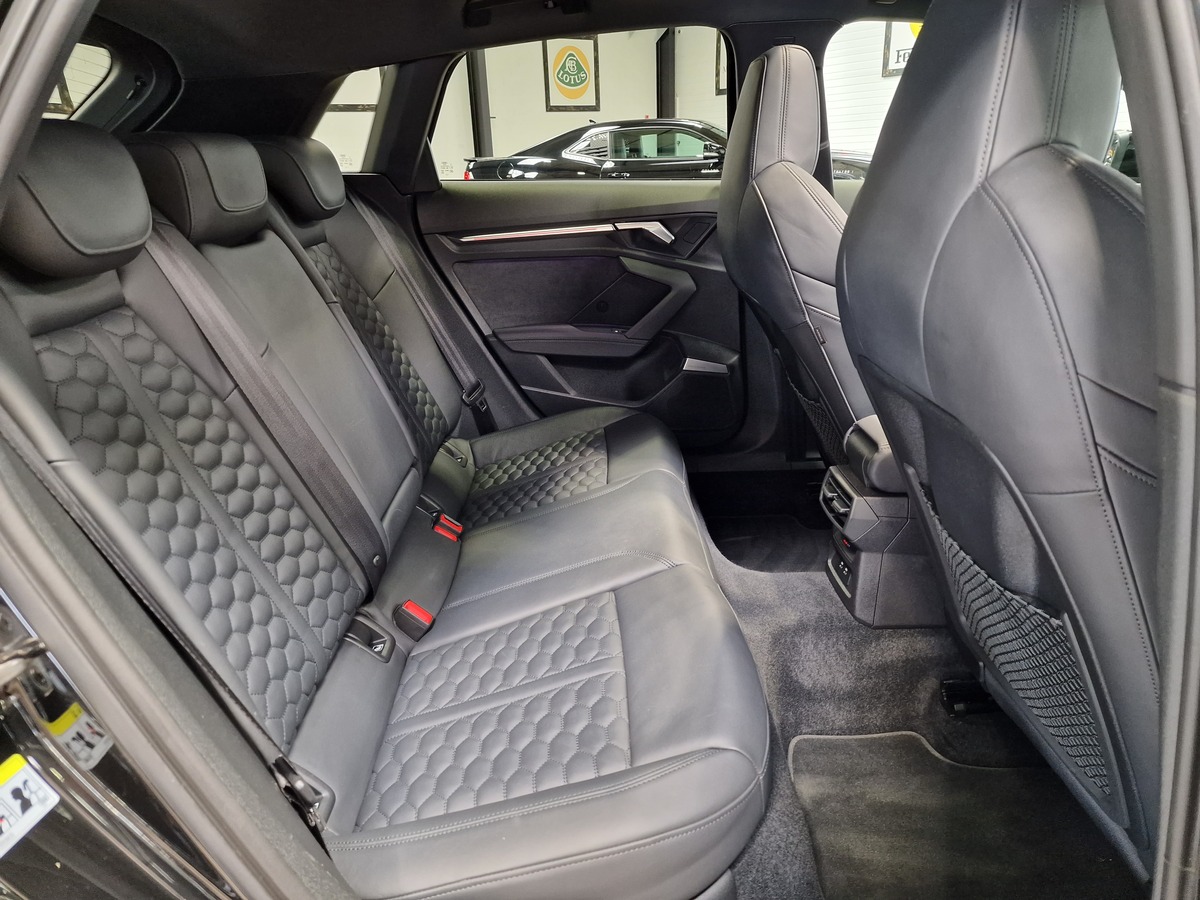 Audi RS3 SPORTBACK 2.5 TFSI 400 CH FULL BLACK FRANCAISE 