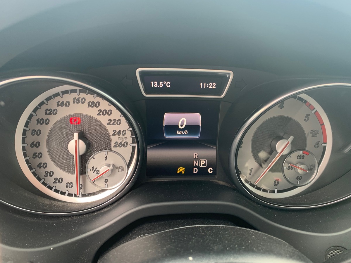 Mercedes-Benz CLA Shooting Brake (X117) 220 CDI 177ch Business 7G-DCT