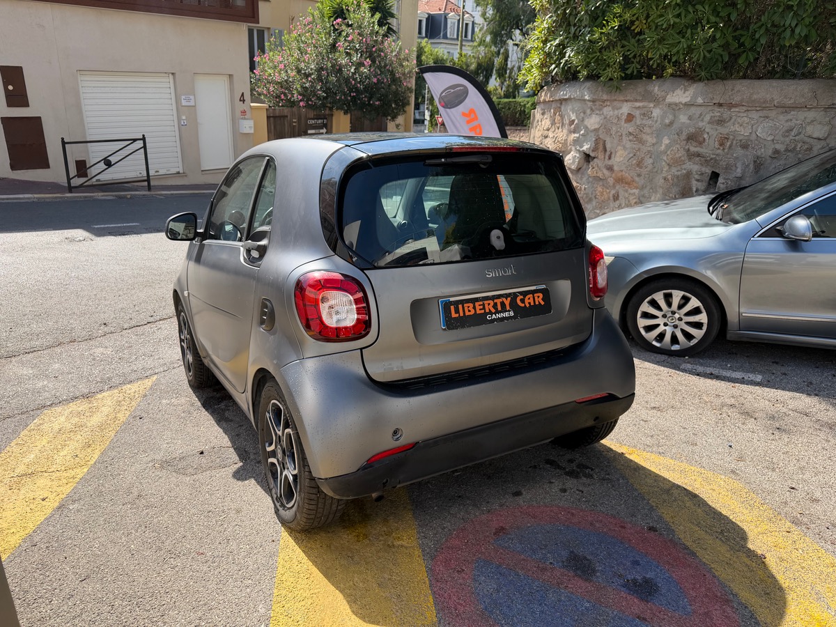 Smart FORTWO 90 CV / Prime / Gris Mat /GPS / Interieur Cuir / Toit Pano / Jantes / KM Réel