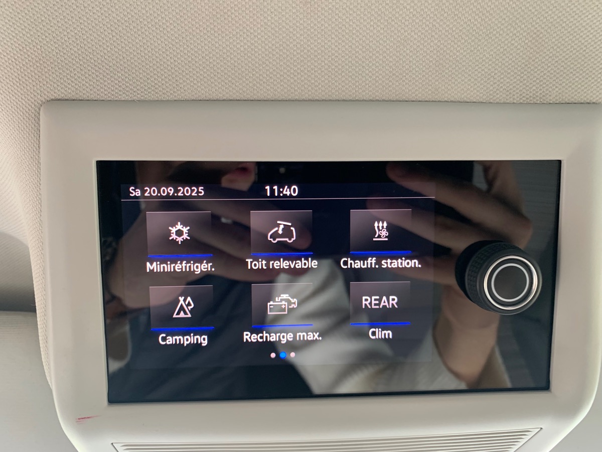 Volkswagen California 150 | COAST | Premiére Main | Attelage | Rallonge lit | Pneus Toutes Saisons