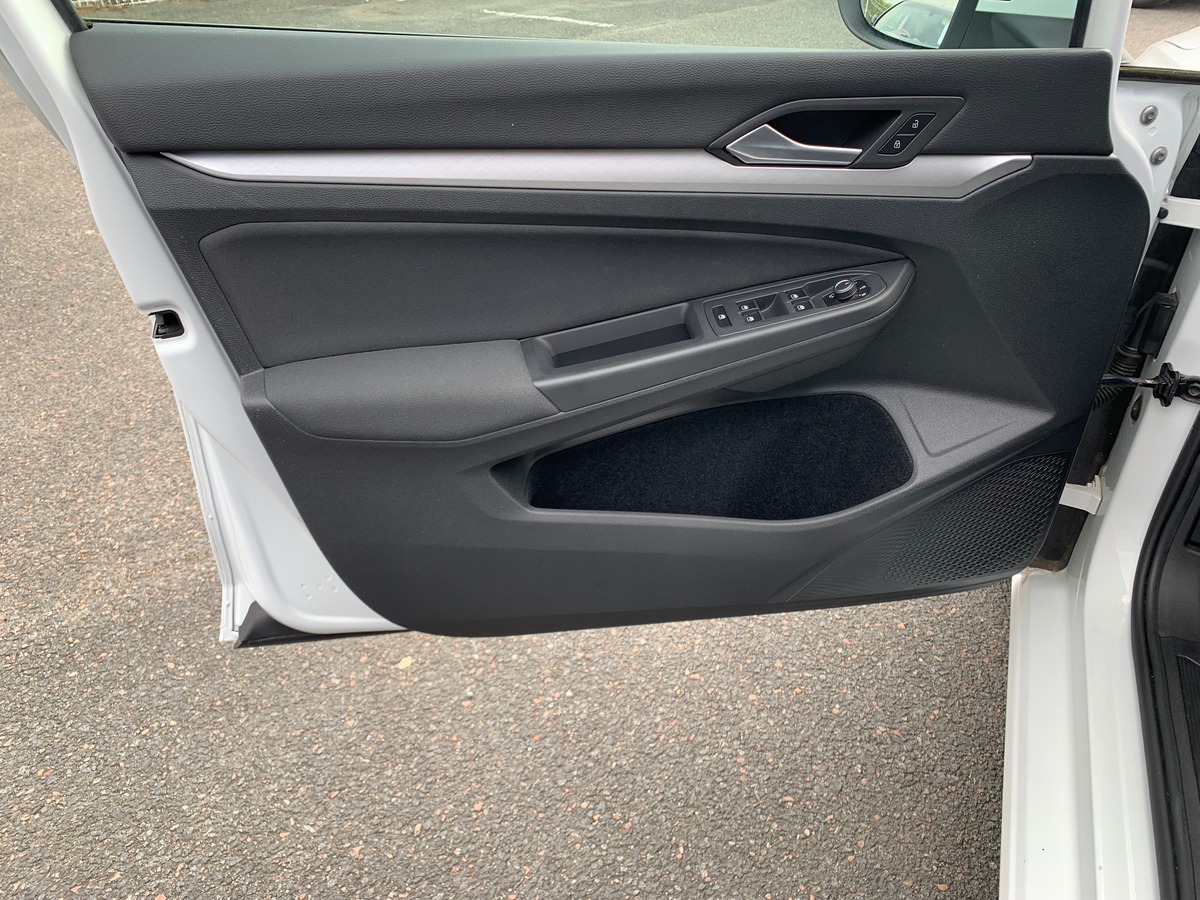 Volkswagen GOLF 8 130 ch | Stage 1 Ethanol | Apple car Play | Radar avant arriére | Siéges chauffant