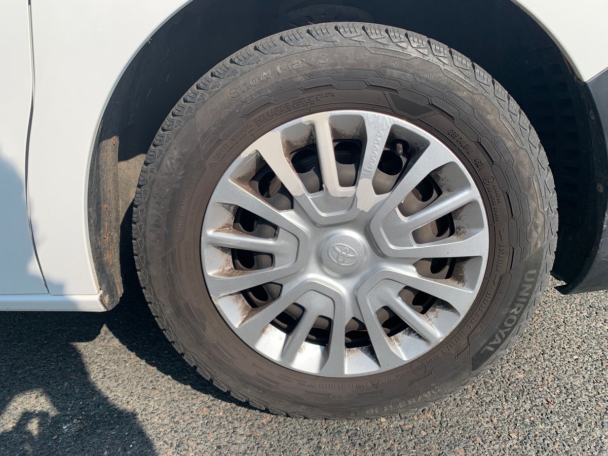 Toyota ProAce 122 ch | Business | Medium | 3 Places | Régulateur vitesse | GPS | Bluetooth | Radar