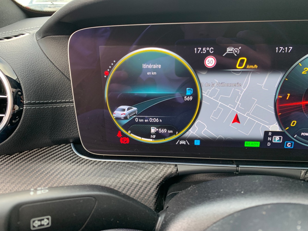 Mercedes-Benz Classe E 200 ch | 220 AMG LINE | Pack Premium | Pack Sport Black | Toit ouvrant